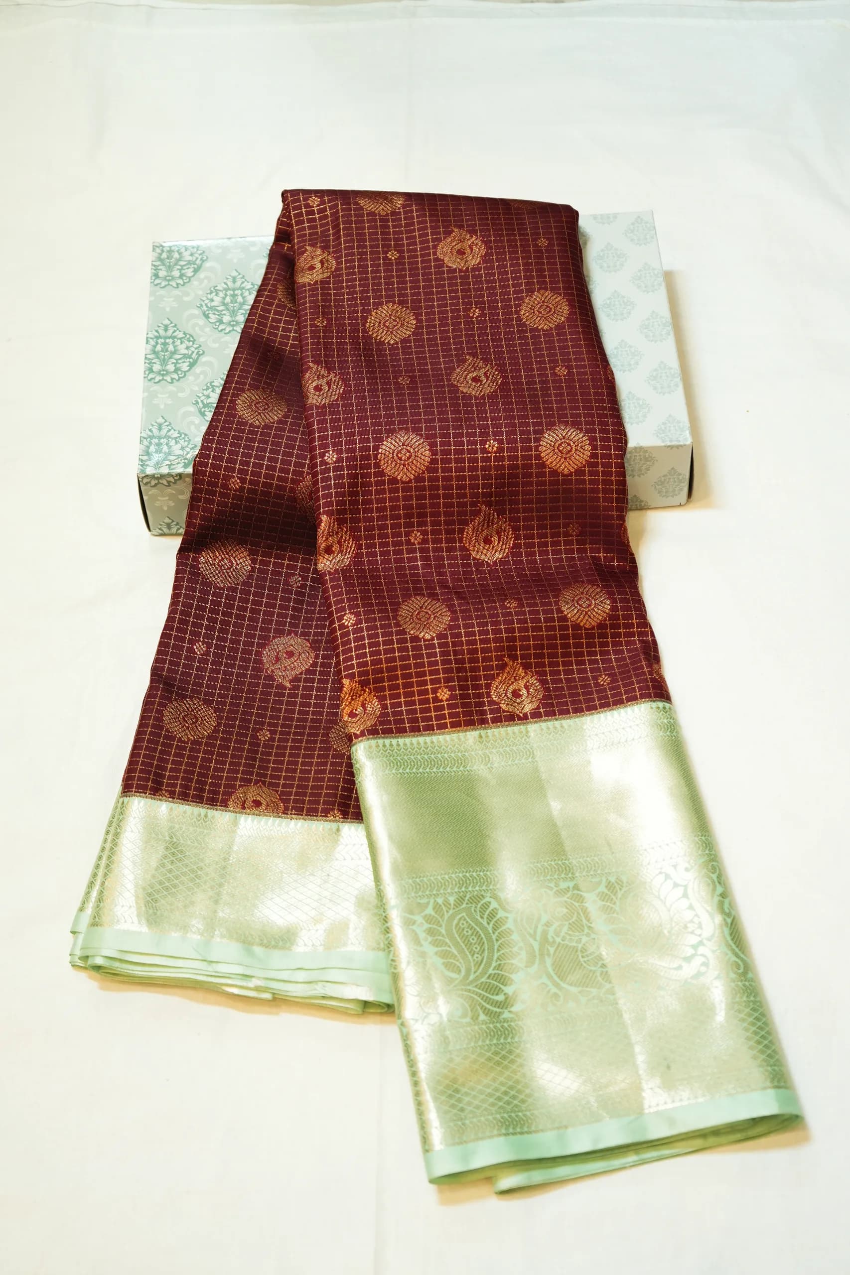 KANCHIPATU CONTRAST SAREES — view 1