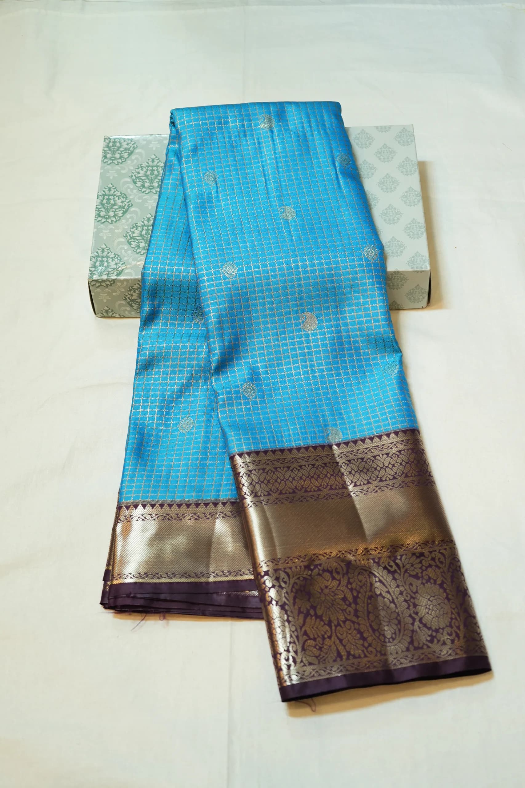 KANCHIPATU CONTRAST SAREES — view 1